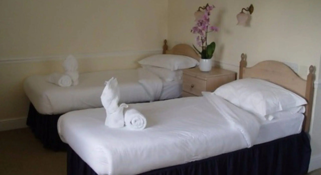 Horse and Groom Hotel