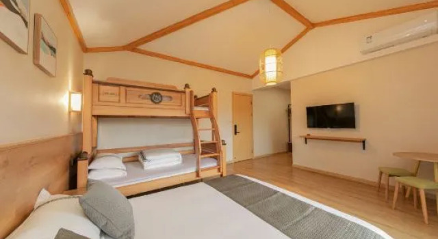 Двухместный семейный люкс Fly House Homestay