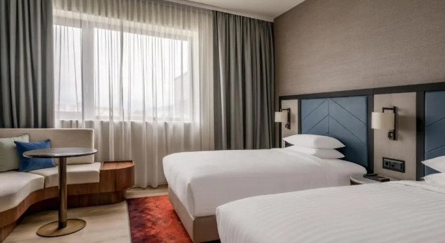 Двухместный номер Deluxe Geneva Marriott Hotel