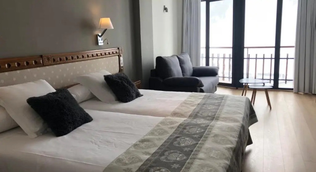 Семейный номер Standard с видом на горы Hotel Edelweiss Candanchú