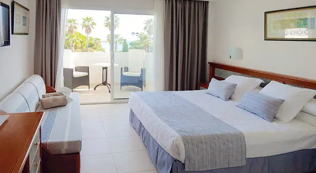 Номер Superior Hotel Rocamarina