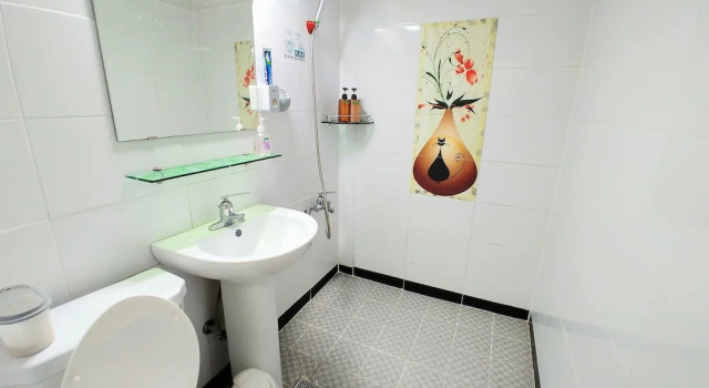 Кровать в общем номере (мужской номер) New Gwangju Guesthouse