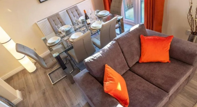 Cheshire House, Book Hotel  