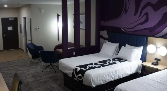 Четырёхместный номер Standard La Quinta Inn & Suites by Wyndham Memphis East