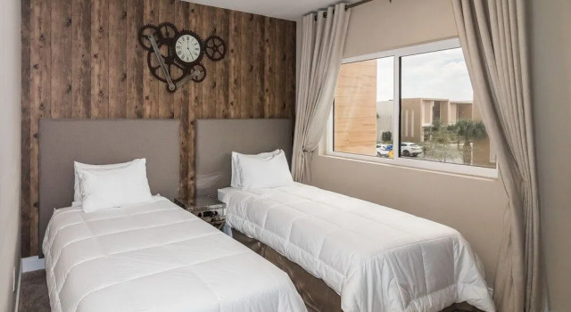 Villa at Magic Village Resort with Outdoor Oasis, Забронировать Курортный отель Курортные отели Орландо, Курортный отель