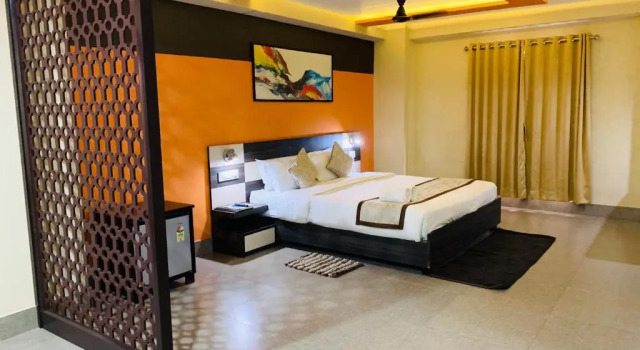 Люкс с видом на город The Loft Hotel, Siliguri