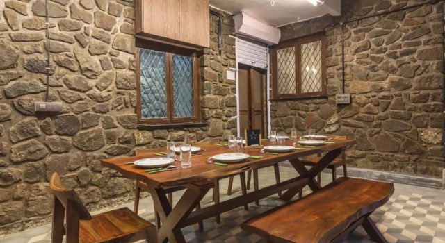 SaffronStays Inverlochy 3-BR Parsi-style villa with indoor games, bonfire & views near Lonavala, Забронировать Отель Хандала Лонавала