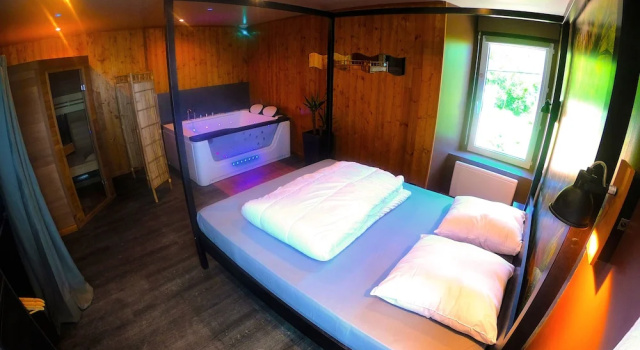Номер Luxury Glamping Terre & Mer - village nature