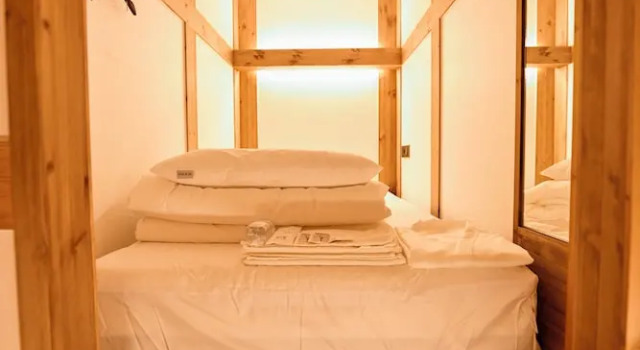 Кровать в общем номере (мужской номер) Hanok Hotel DAAM Seoul