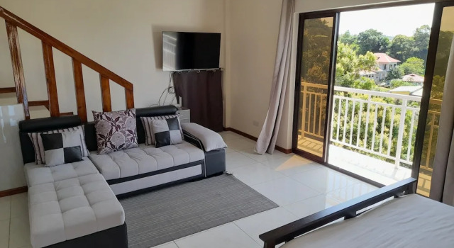 Maison LHorizon, Book Hotel Hotels in Mahe with Parking, Parking