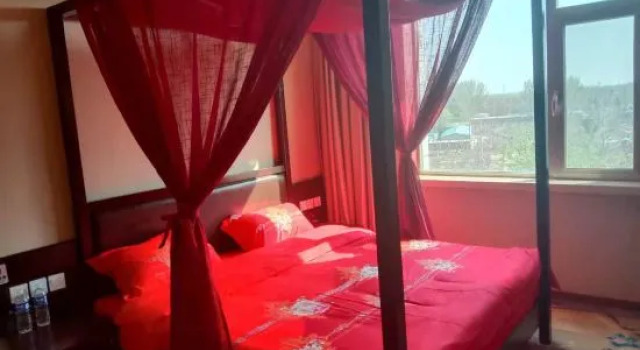 Люкс Deluxe qianxunqingshe Hotel