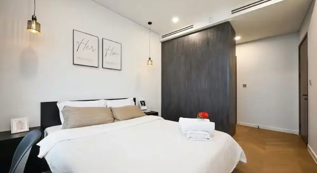 Люкс Executive Odela West Tower Riverside Apt Hotel