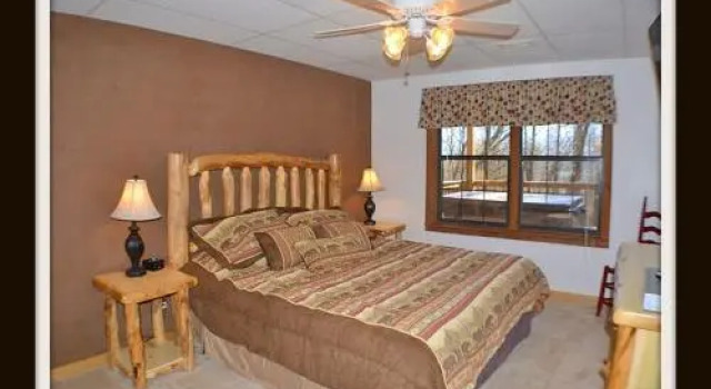 Rast Court Cabin 1016