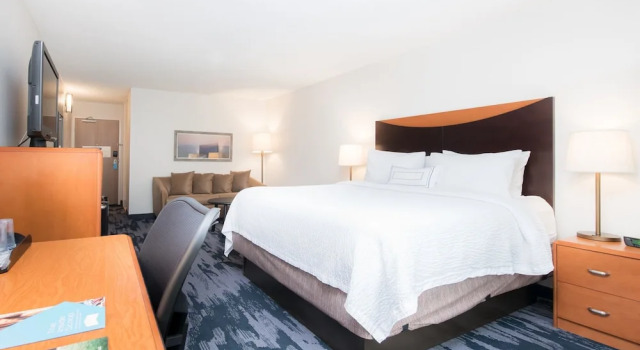 Двухместный номер Standard Fairfield Inn Suites Brunswick