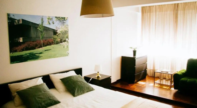 Typical Apartment in Lisbon, Campo Grande (Parking included), Забронировать Апартаменты/квартира Апартаменты Лиссабона, рядом с Стадион «Жозе Алваладе», Апартаменты/квартира