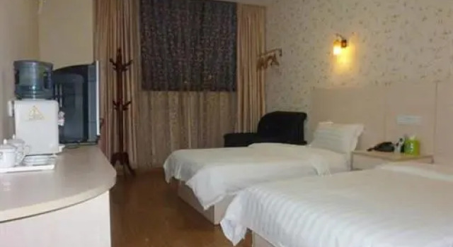 Tongcheng Hotel (Guangzhou Panyu Shiqiao)