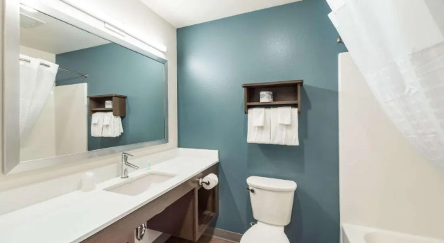 Четырёхместный номер Standard WoodSpring Suites Tucson-South