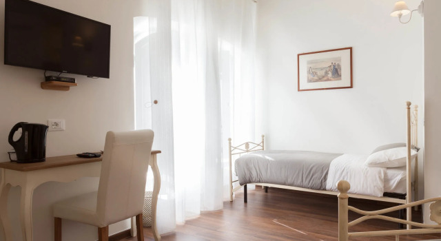 Donna Margherita Rome Suite & Rooms