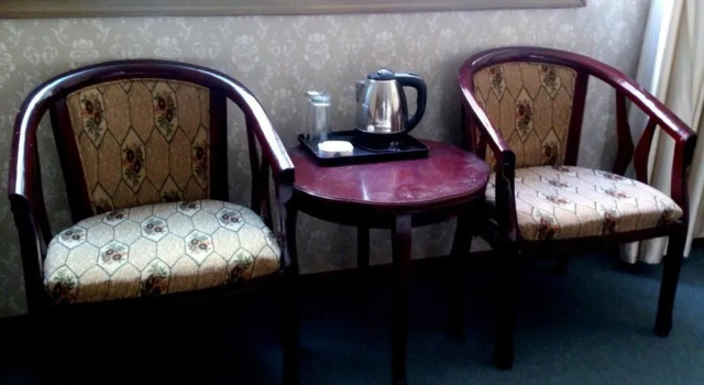 Wuhan Yanlong Business Hotel, Varaa Hotelli Hanyang District 