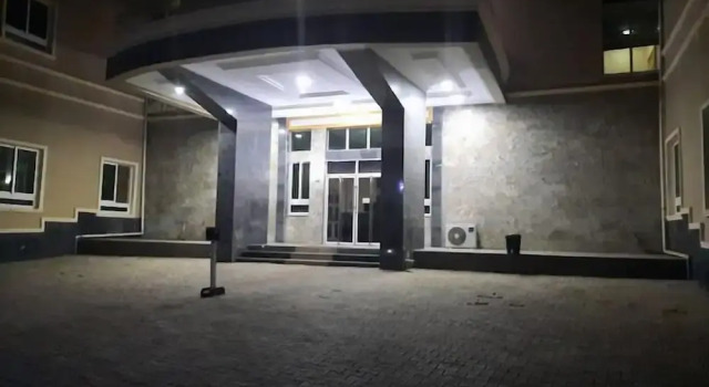 Crystal House Shortlets, Book Apartment Lagos Lagos State