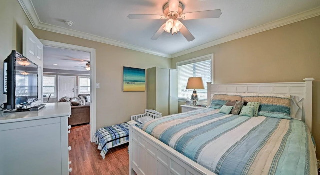 Steps to Pirate Beach: Galveston Home w/ Deck!