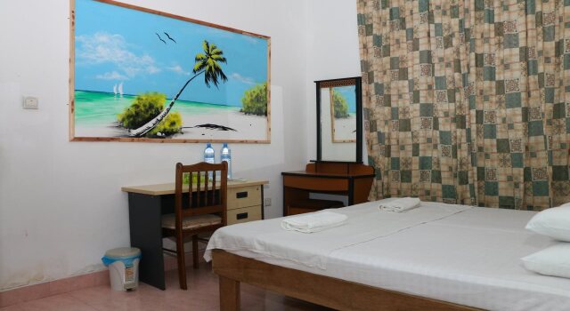 Raalhu Lodge