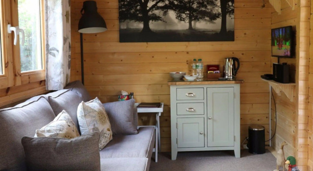 Duck Lodge B&B, Book Bed and Breakfast Hoteller i Pyecombe med parkering, Parkering