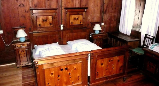 Aparthotel Zum Schlössl, Забронировать Отель Отели Валле-Аурина с парковкой, Парковка
