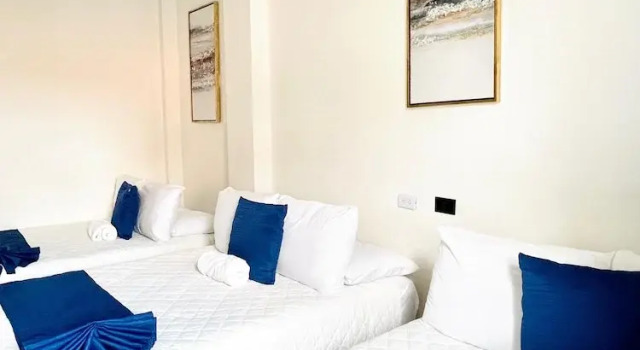 Трёхместный номер Standard c 1 комнатой с балконом Kali Hotel