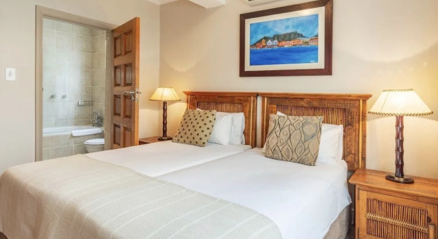 Апартаменты с 2 комнатами Bantry Beach Luxury Suites