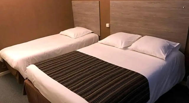 Номер Standard Adonis Lyon Est Hôtel Artys