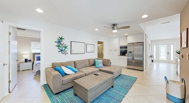New Listing! Eden By The Sea Beach W/ Pool 3 Bedroom Home, Rezerwuj Dom wakacyjny Hotele w Palm Beach County z basenem, Basen
