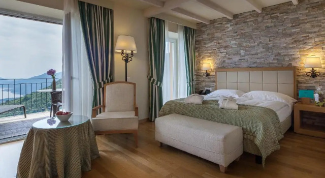 Двухместный номер Comfort с видом на озеро Kurhaus Cademario Hotel & SPA