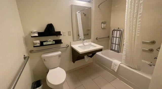 Люкс c 1 комнатой Candlewood Suites Secaucus by IHG