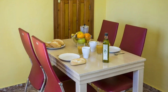 Aprt. Almeria en Finca Rural, Забронировать Отель Торре-де-Бенагальбон Андалусия