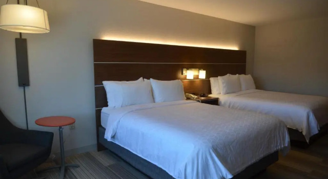 Run of House Holiday Inn Express & Suites Rochester by IHG