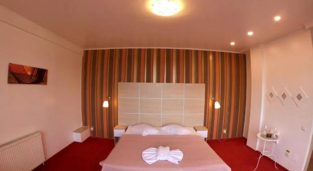 Двухместный номер Deluxe с балконом и с красивым видом из окна Hotel Mon Caprice