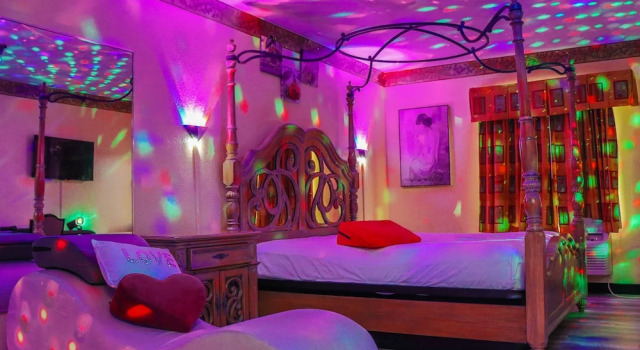 Люкс c 1 комнатой Luxe Inn and Suites