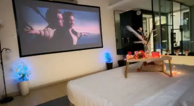 Люкс sunway velocity studi  A romantic night awaits you.