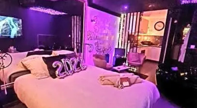 Loveroom34, Boek Hotel Montagnac Hérault