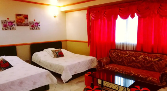 Семейный люкс Tabaco Gardenia Hotel