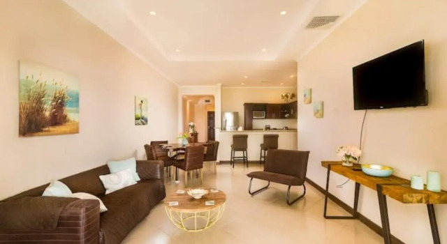 Коттедж Oceanview Studio Apartment with Community Pool & Views of Flamingo Marina