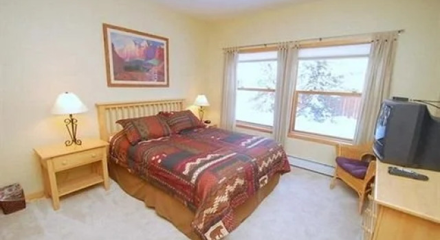 Snake River Village, Забронировать Отель Отели Кистон 3 звезды, рядом с Эрджентин, 3*