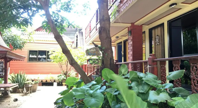 Sea Sun Moon Hostel