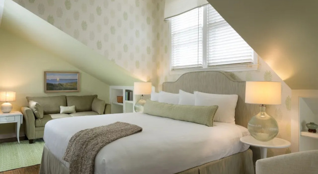 Номер Premium Brass Lantern Inn
