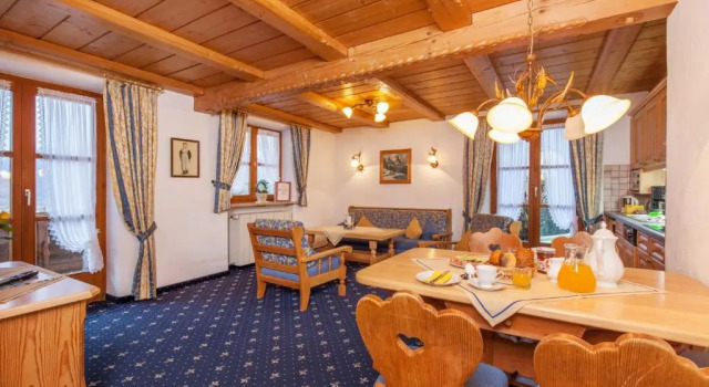 Апартаменты Цокольный этаж Steinberger Hof inkl. Chiemgaukarte