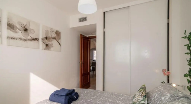 N&A Golondrinas Recently Renovated 2bdr Apt, Забронировать Отель Отели Бенальмадена с парковкой, рядом с Индуистский храм, Парковка