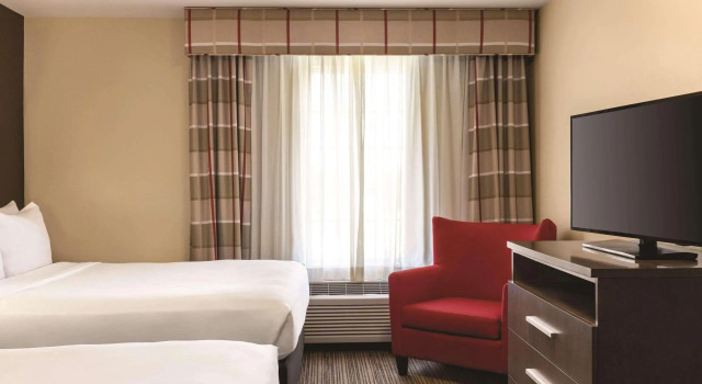 Country Inn & Suites Albert Lea, Varaa Hotelli Albert Lea Minnesota