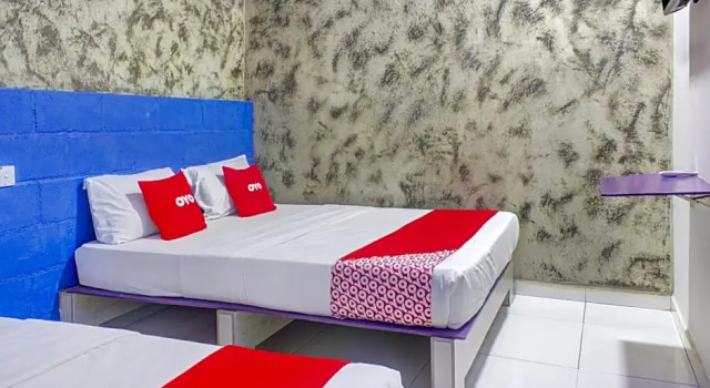 Люкс Superior OYO 90114 Home Rest Hotel
