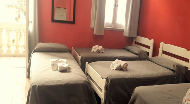 Трёхместный номер Standard c 1 комнатой Hotel La Barca